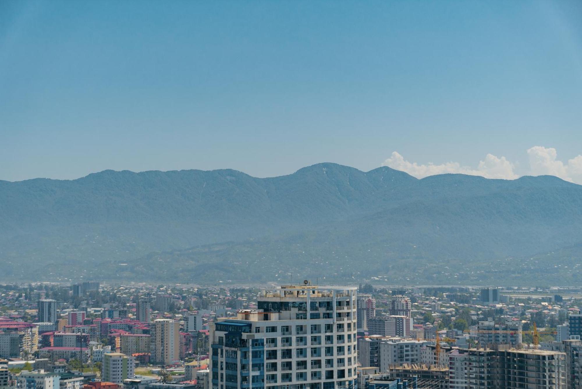 Habiby Orbi City Батумі Екстер'єр фото